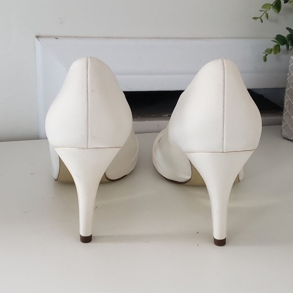 Adrianna Papell Boutique leather wedding party heels - Picture 5 of 7